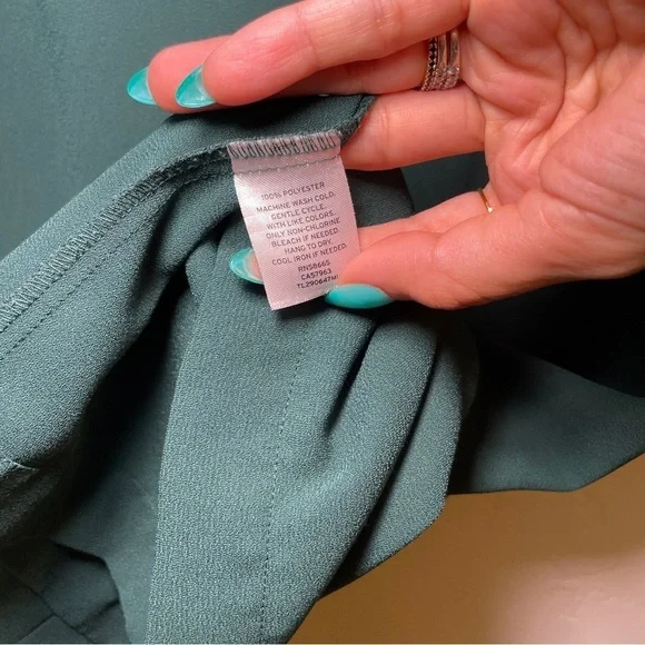 Leith Forest Green Boatneck Crepe Dress w/ Keyhole and 3/4th Sleeve XS - Picture 5 of 5